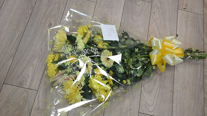 Yellow Anniversary Presentation Bouquets florist Bristol APB1