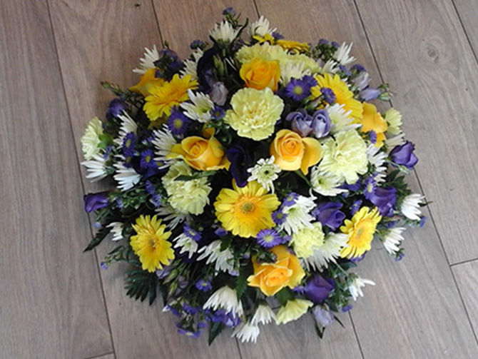 Buy birthday posies north Bristol florist BP1