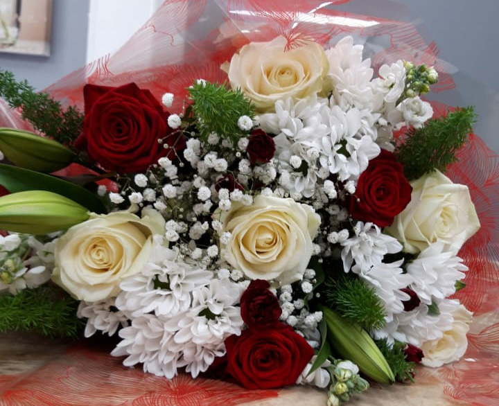 Christmas Presentation Bouquets Bristol florist XMASPB9