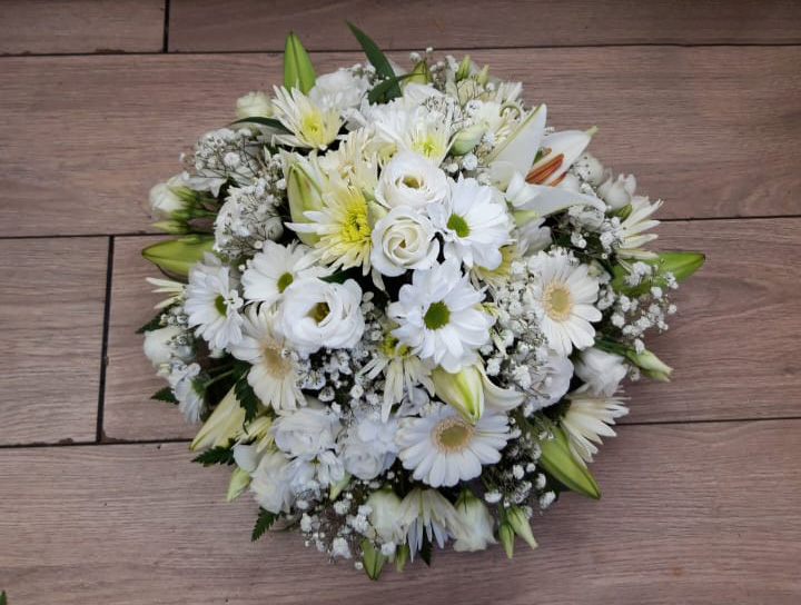 Christmas Table Arrangements Bristol florist XMASTA12