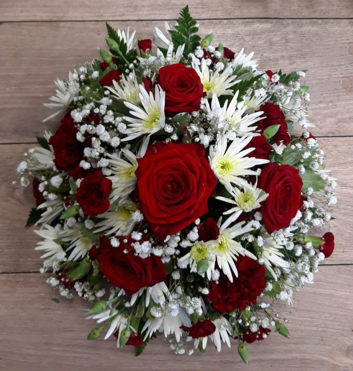 Christmas Table Arrangements Bristol florist XMASTA7