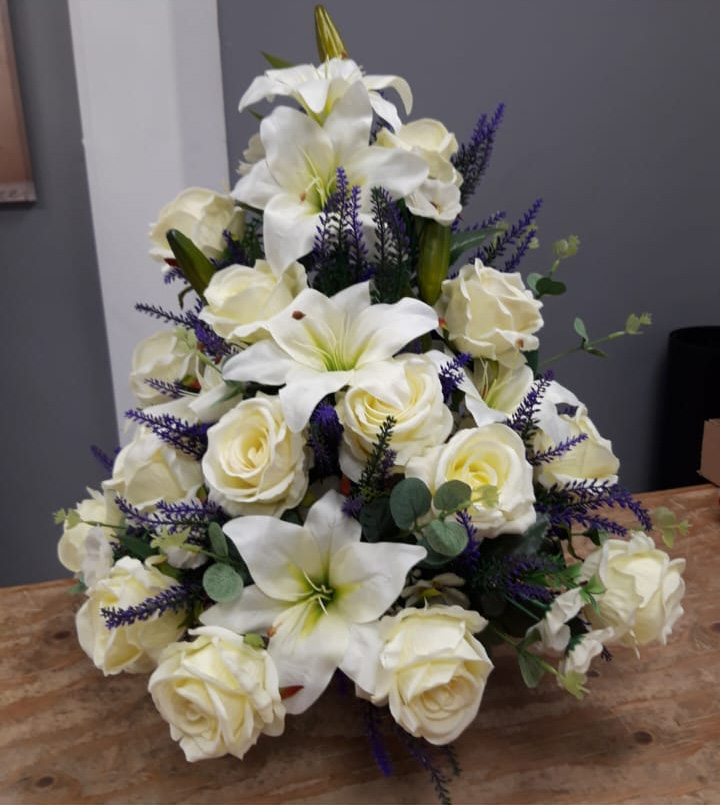 Christmas Gift Baskets Bristol florist XMASGB4