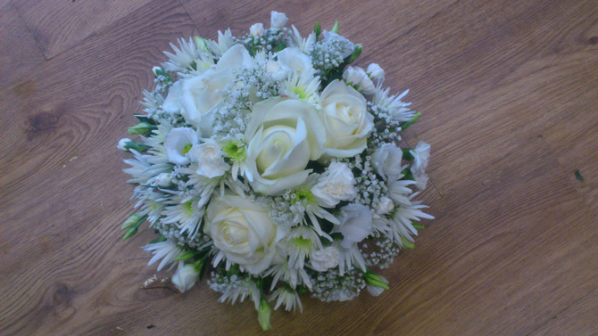 Funeral flowers white posy posies florist Bristol FPO4
