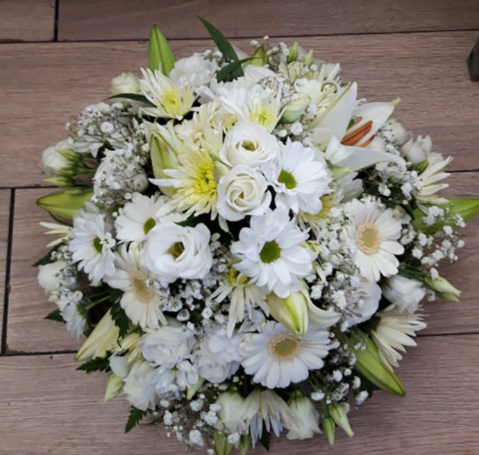 Funeral flower posies Bristol florist FPO12