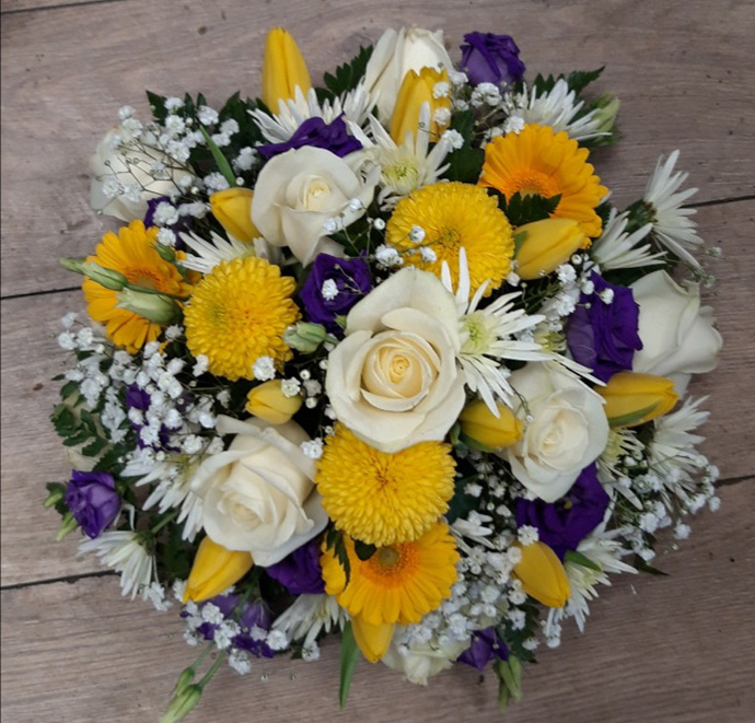 Funeral flower posies Bristol florist FPO15