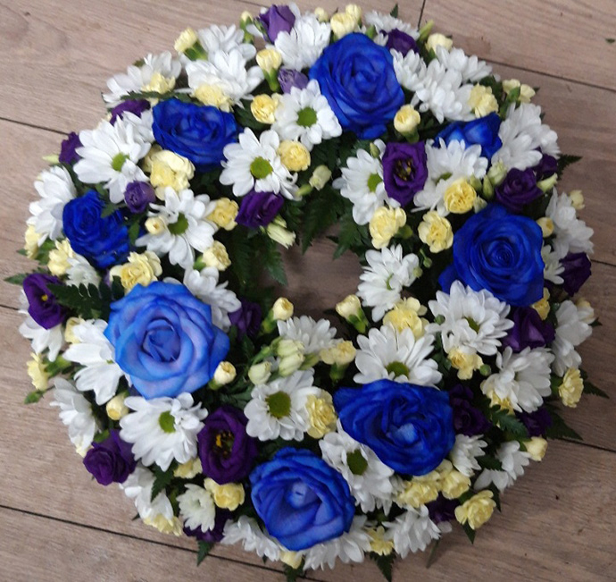 Wreath funeral flowers Bristol florist FW9