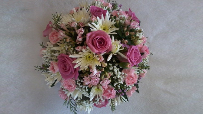 Anniversary flowers posy arrangement pink yellow florist Bristol GWSP1