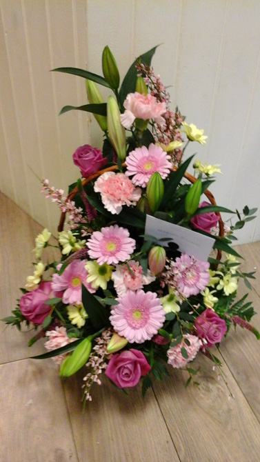 Mother's Day gift basket flowers Bristol florist MGB4