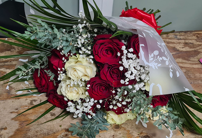 Valentine bouquet Bristol florist VDB19