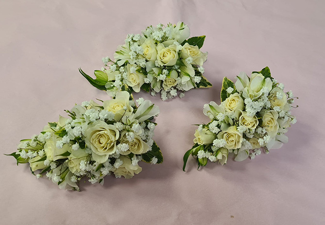 Wedding buttonholes WBR7