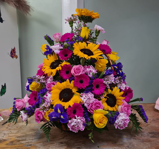 Wedding pedestal flowers WP3