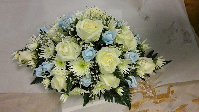 Wedding table flowers in silk roses Bristol Florist WTA3