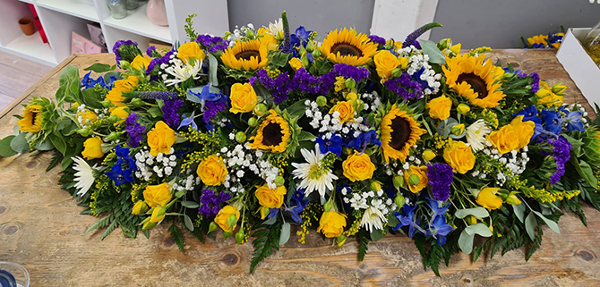 Wedding table flowers WTA7